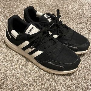 Adidas retrorun sneakers